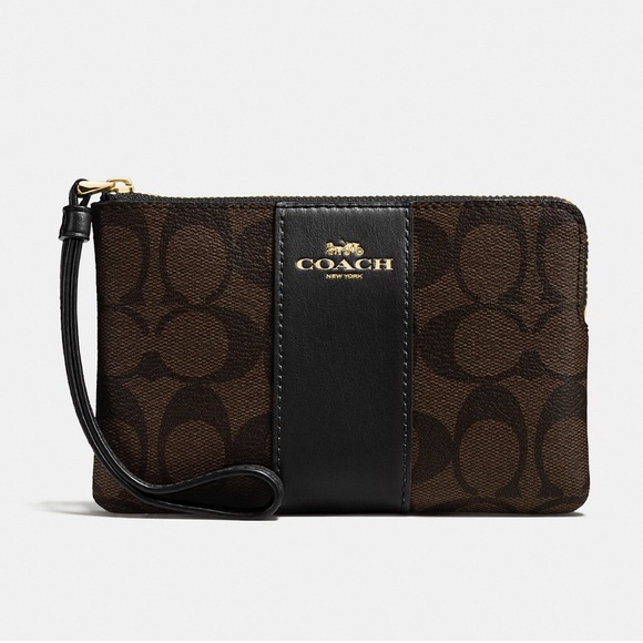 COACH Corner Zip Wristlet In Signature Canvas - Picture 6 of 6